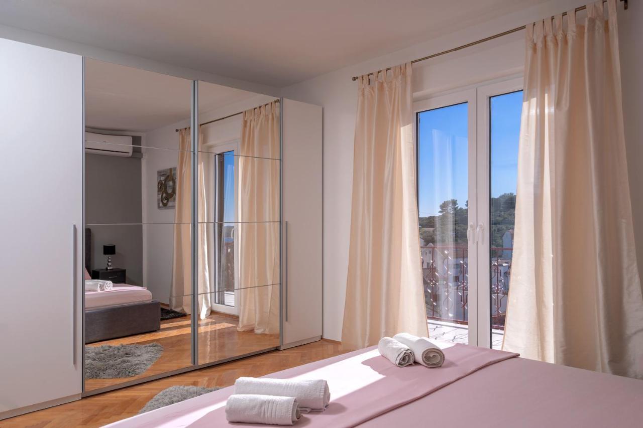 Villa M&M - Zf Hvar Хвар Екстер'єр фото